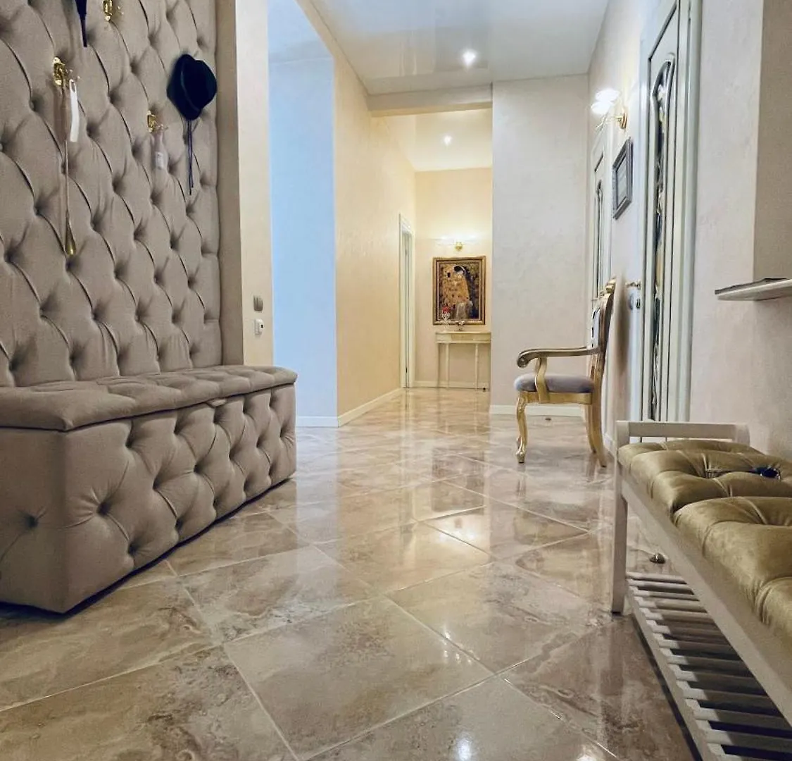 Luxury Design Apartments In The Center Of Kiev 0*, Kyiv