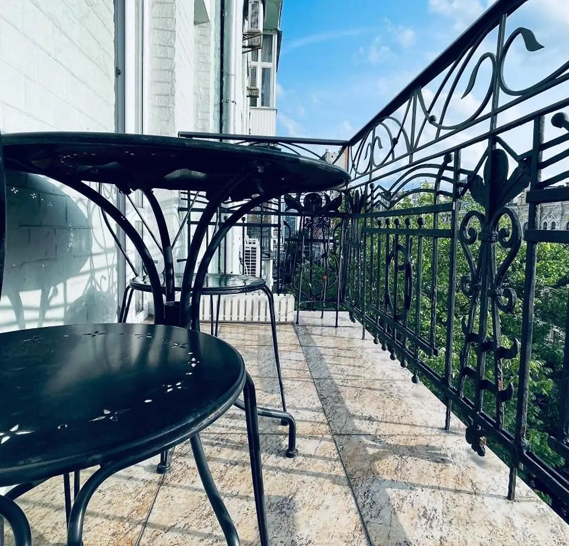 Luxury Design Apartments In The Center Of Kiev Ukraine