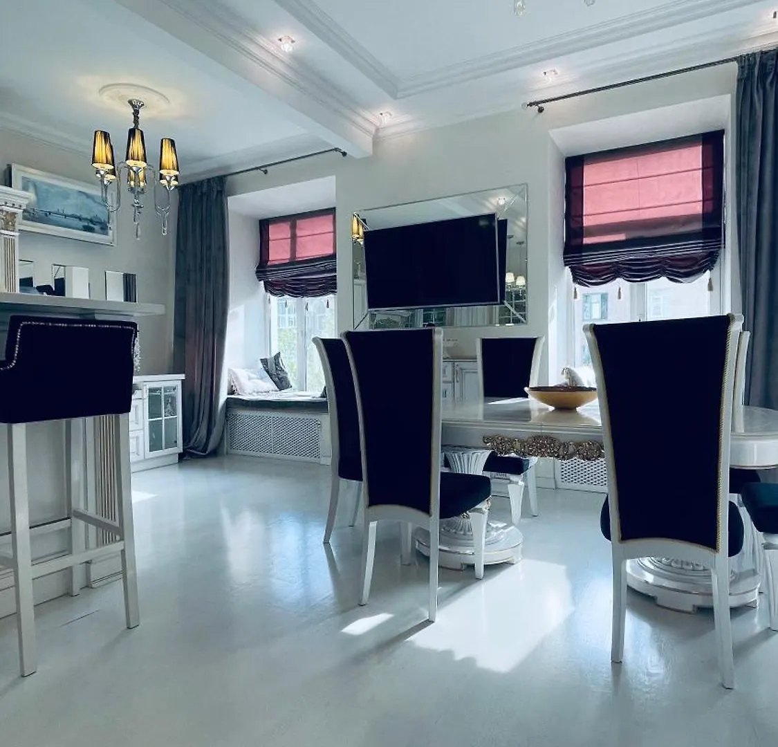 Luxury Design Apartments In The Center Of Kiev
