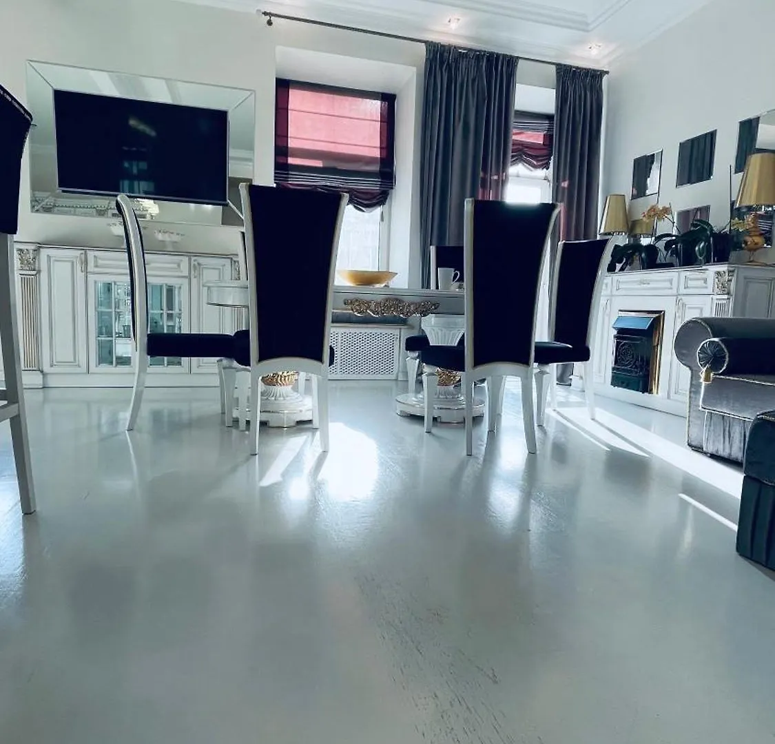 Luxury Design Apartments In The Center Of Kiev أوكرانيا